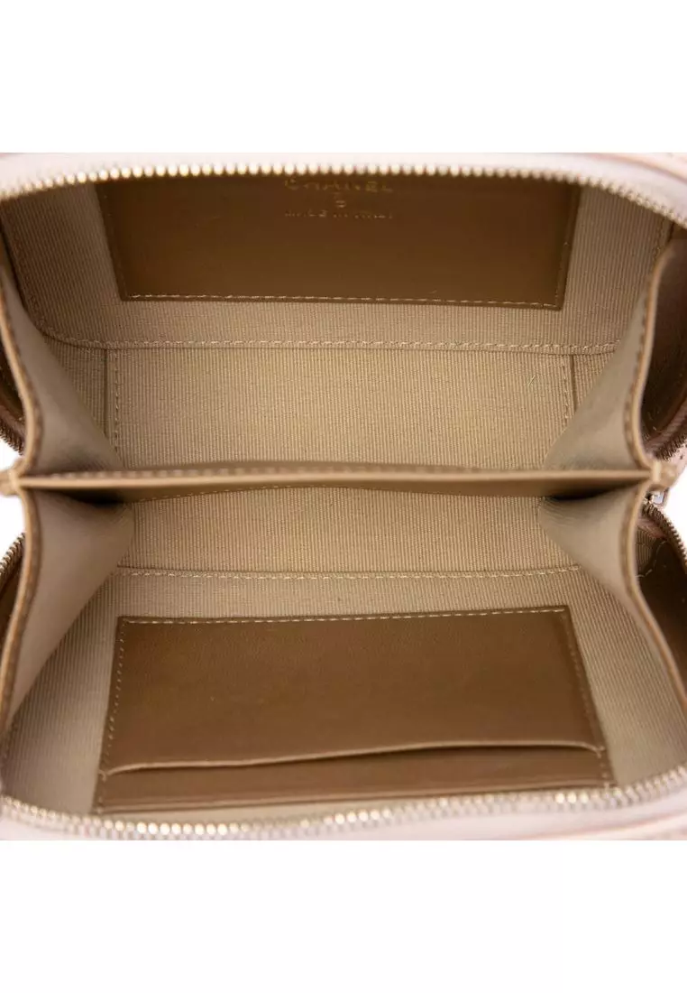 Pre-Loved Chanel Cc Quilted Lambskin Pearl Crush Camera Bag