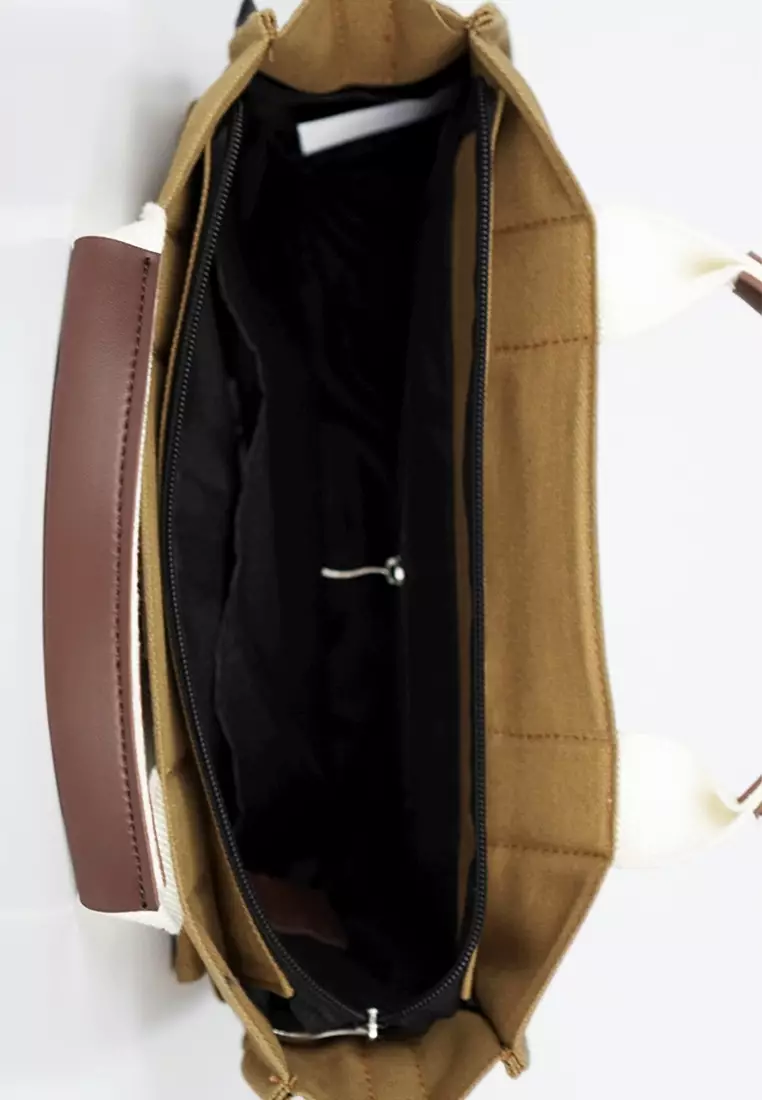 Tas Selempang Wanita Sling Bag Wanita Bahan Kanvas Penutup Resleting Veronna Series Camel