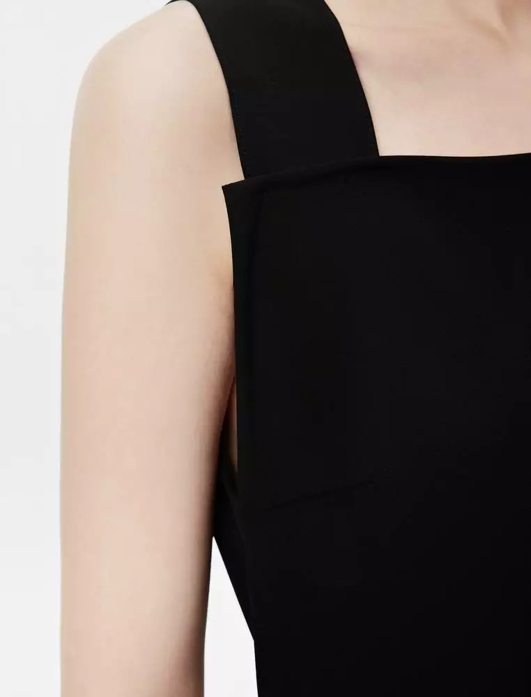 Backless Long Sleeveless Dress