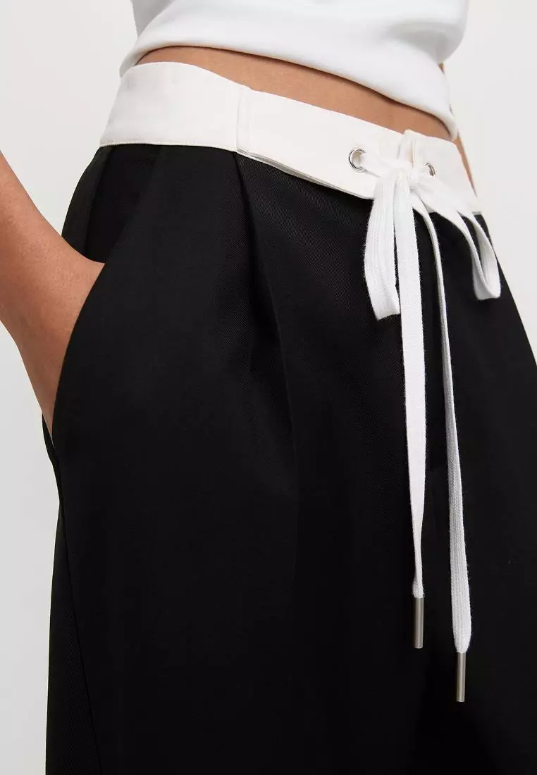 Wide-Leg Drawstring Trousers