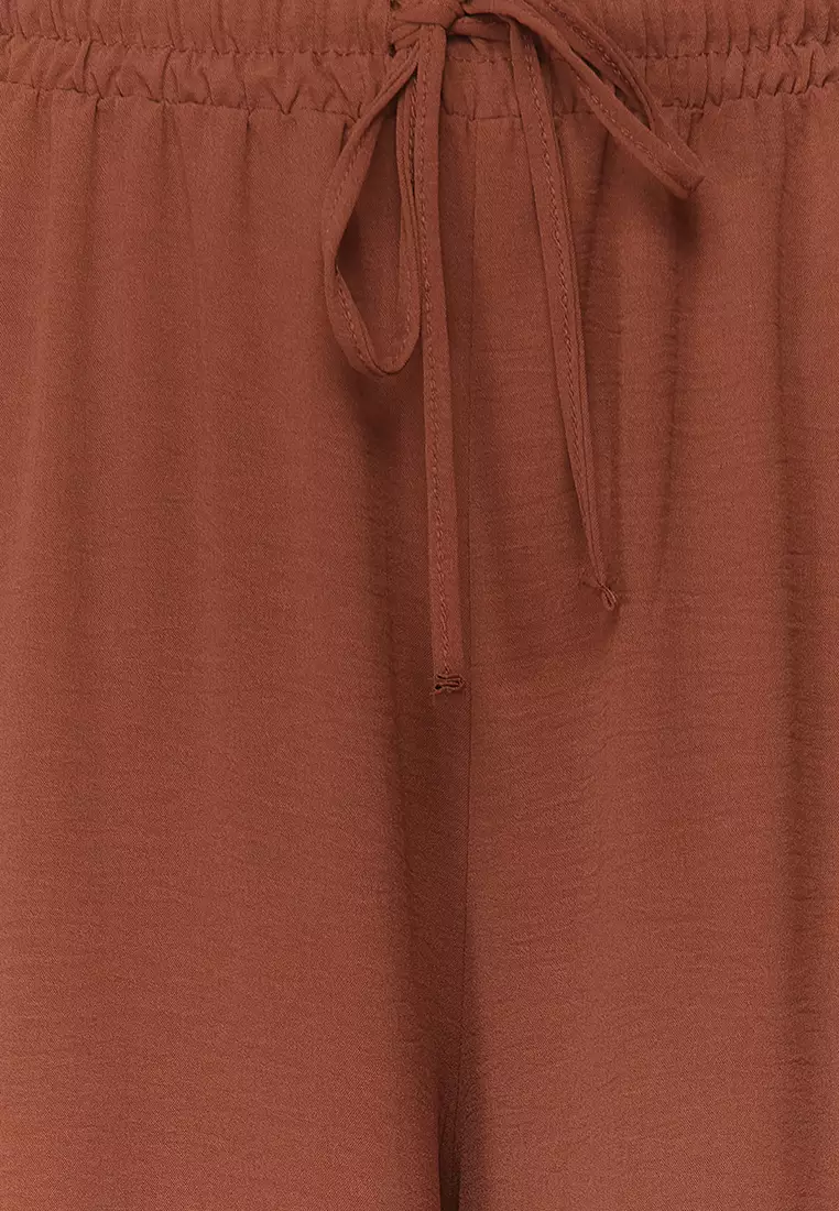 MODEST Wide Leg Pants