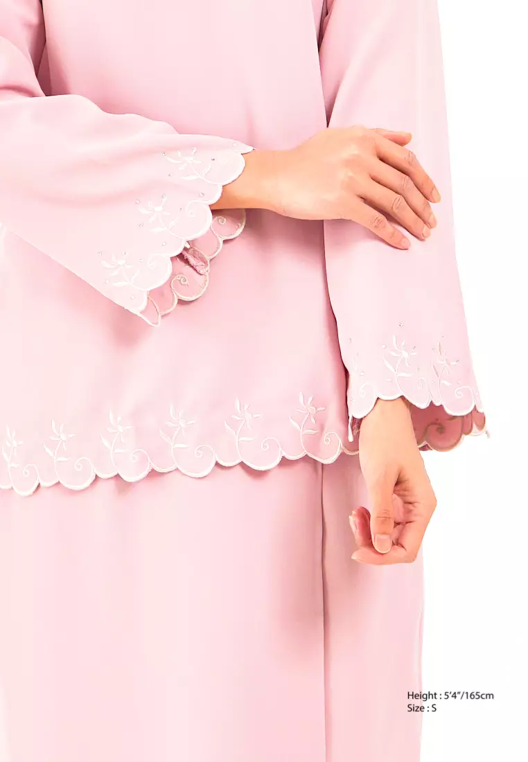 Gene Martino - Hasmita Kurung Modern