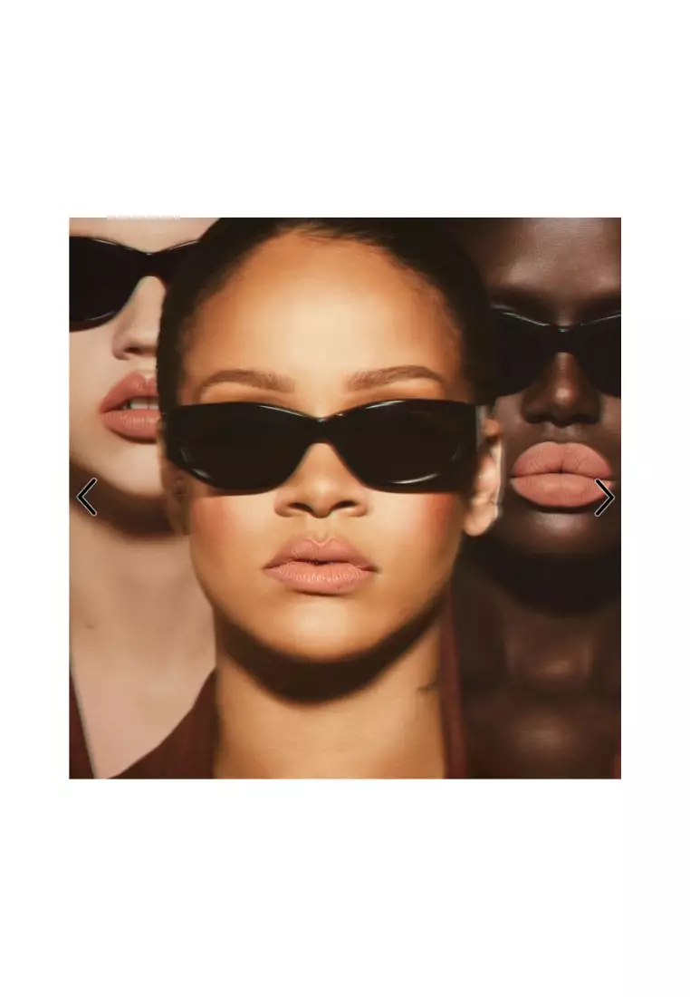 Stunna Lip Paint Longwear Fluid Lip Color in Unbutton