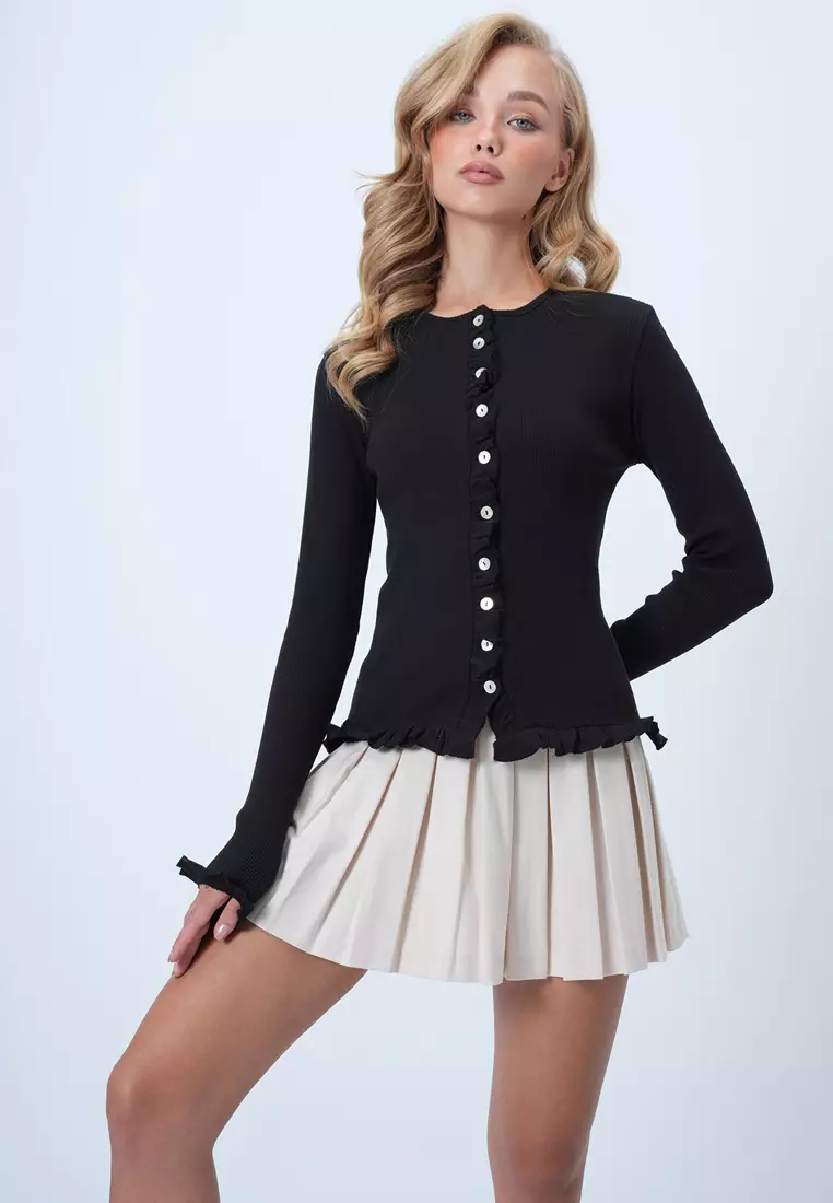 Women's Black Crew Neck Ruffle Detailed Buttoned Front Knitted Blouse Alc-X14533