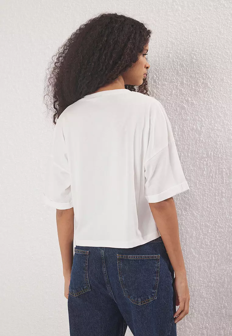 White Bow Embroidered Regular/Normal Pattern Crop Knit T-Shirt TWOSS25TS00132