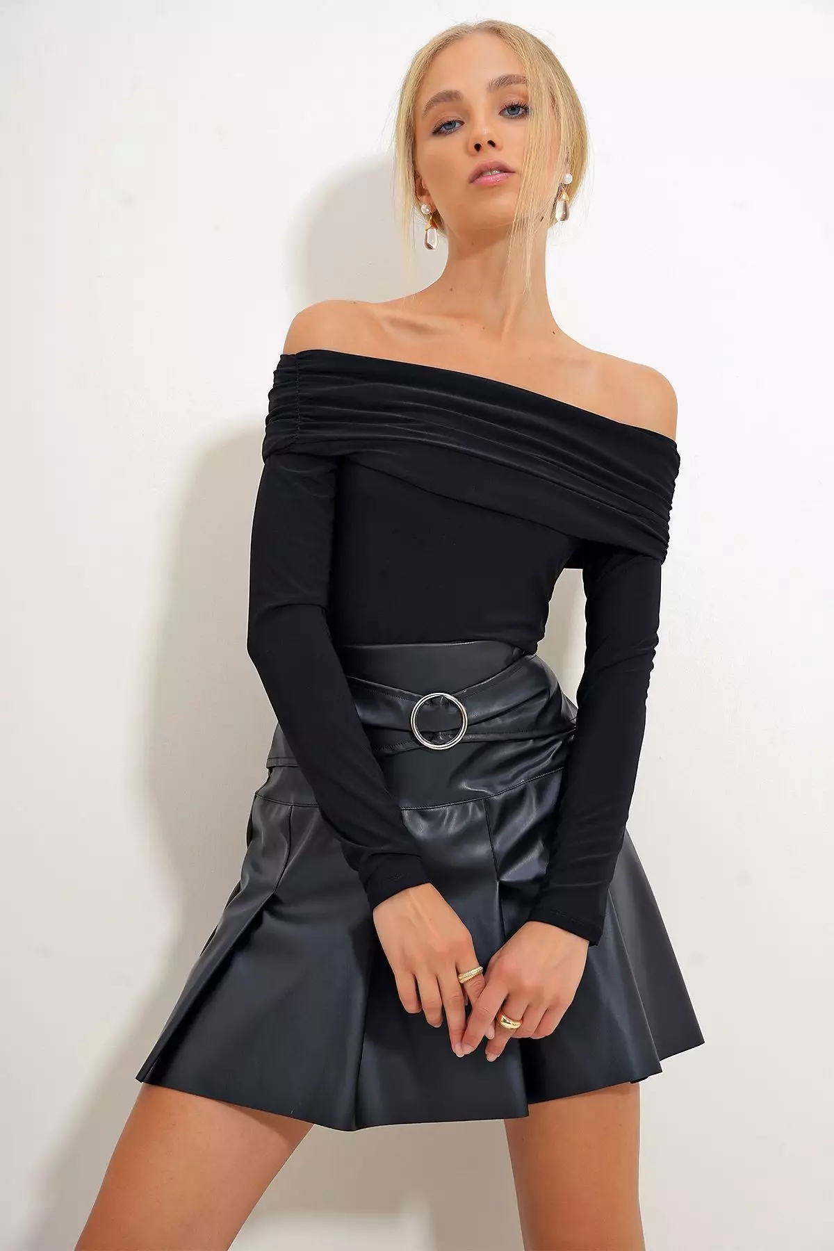 Off Shoulder Ruched Top