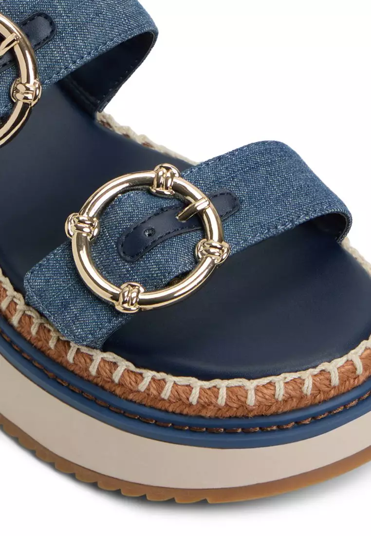 Kaeithien Platform Sandals