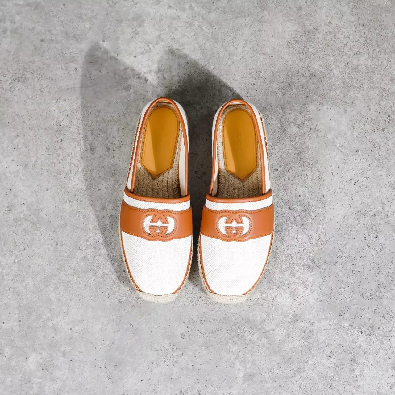 Sepatu GUCCI GG INTERLOCKING CAMEL IVORY CANVAS ESPADRILLES 100% ORIGINAL