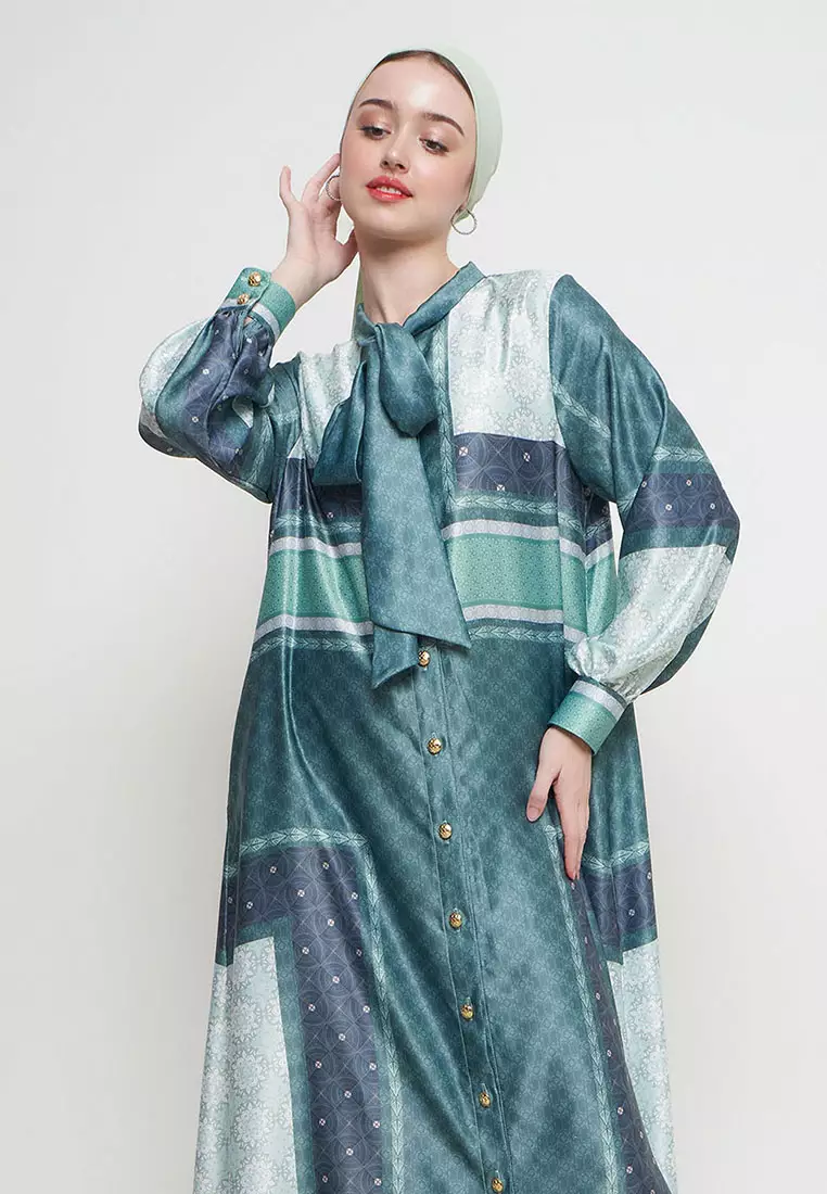 Kamilaa by Itang Yunasz Dress Meraki Green