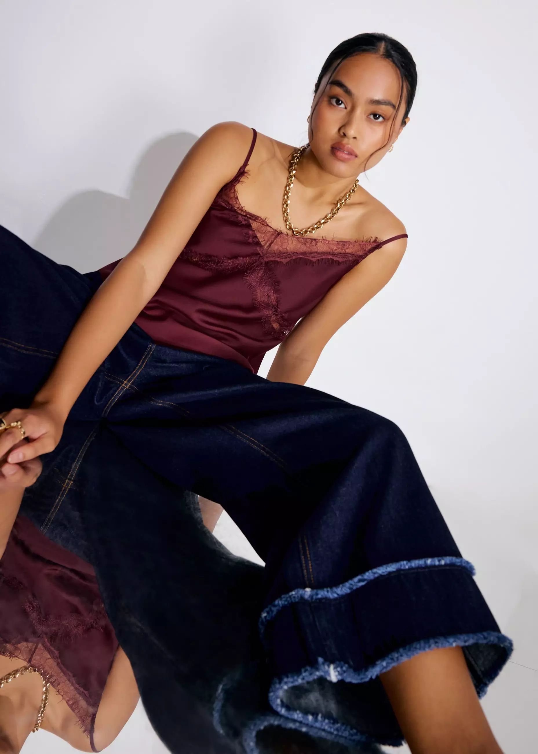 Jeans Wanita - Denim Frayed Hem Mid Waist Wide Leg Jeans