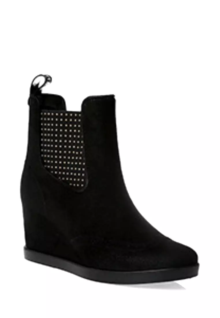 Black wedge hot sale rain boots