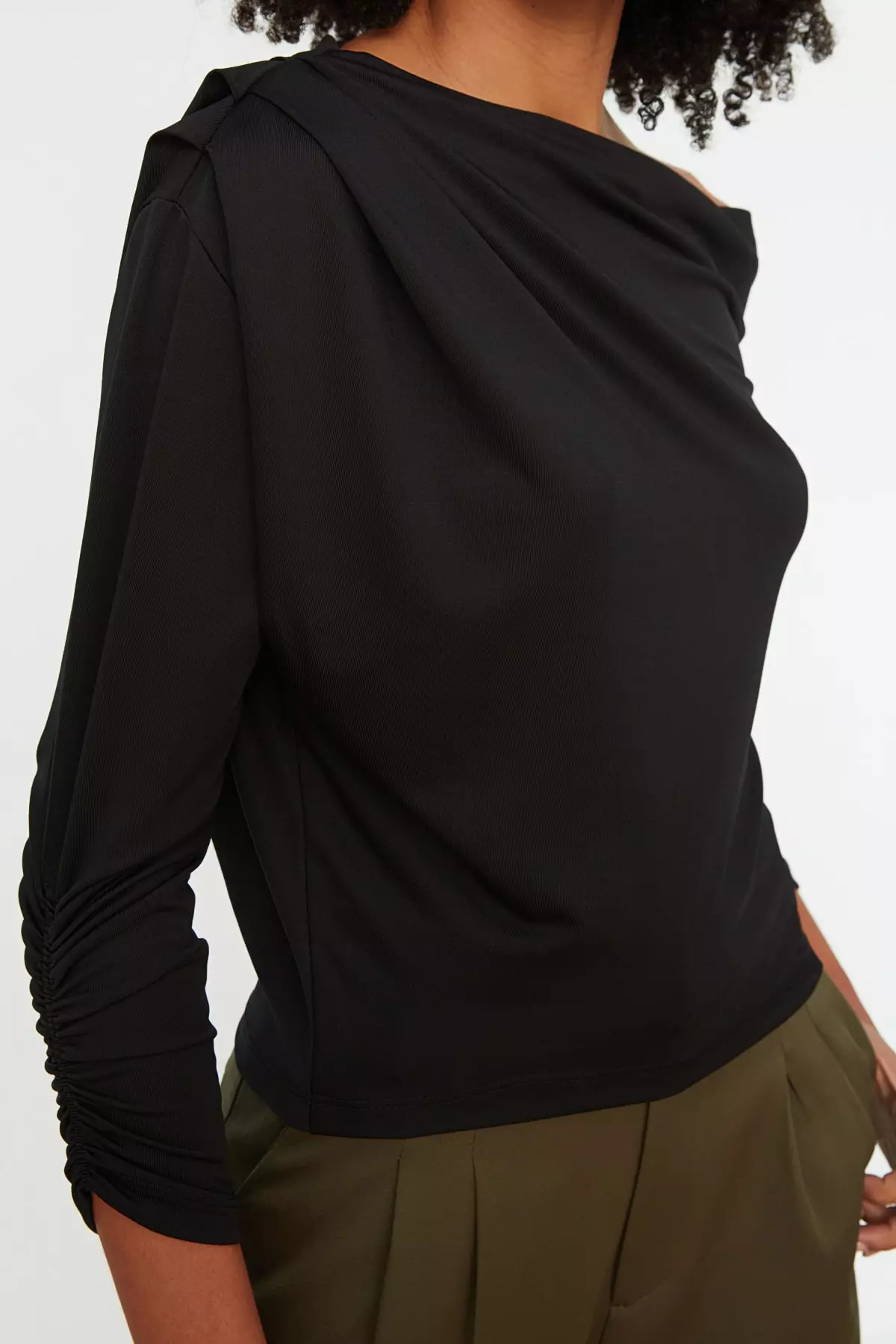 Boat Collar Flowy Knitted Blouse