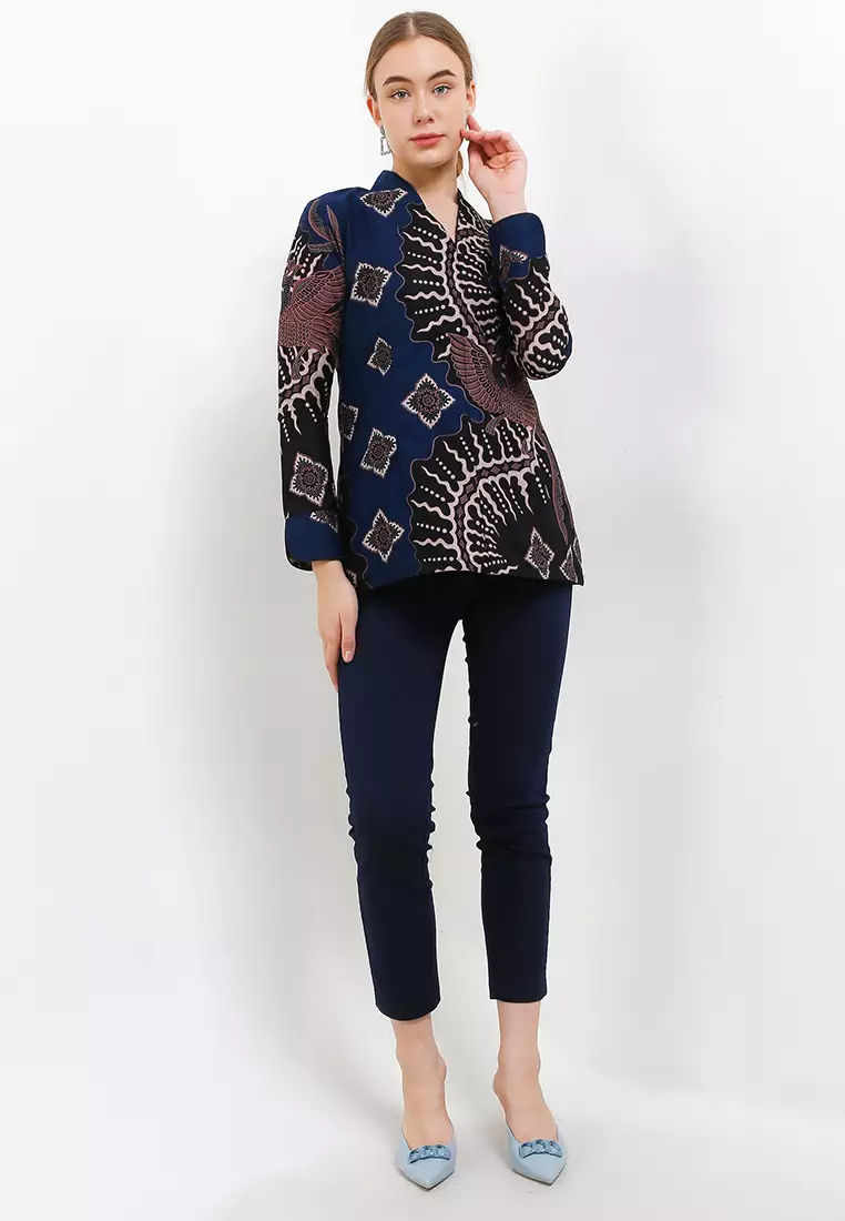 Blouse Batik Sasmita Navy Premium Slimfit Elegant