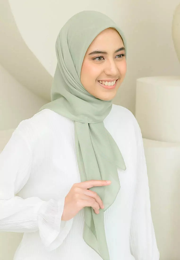 Theya Voal Square Sage NEW