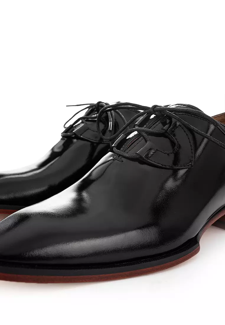 Balfour Black Oxford Shoes