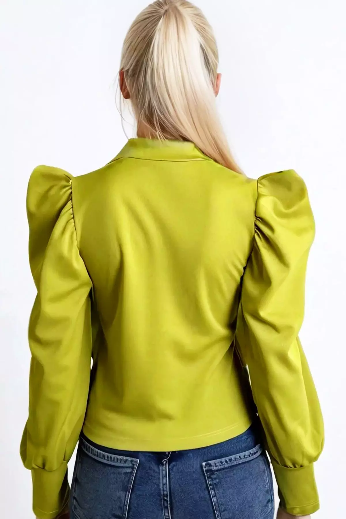 Women's Oil Green Prevailing Collar Princess Sleeve Woven Crop Blouse Alc-X9659