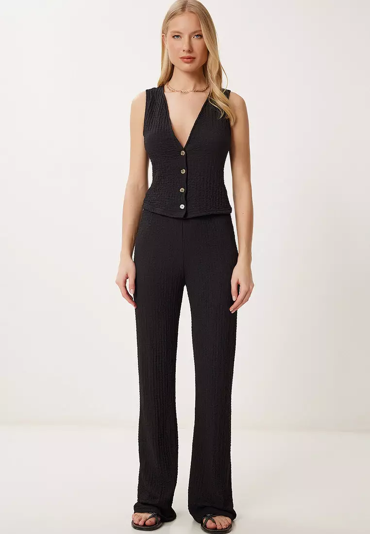 Women's Black Textured Summer Saran Flexible Knitted Vest Pants Suit Zv00318