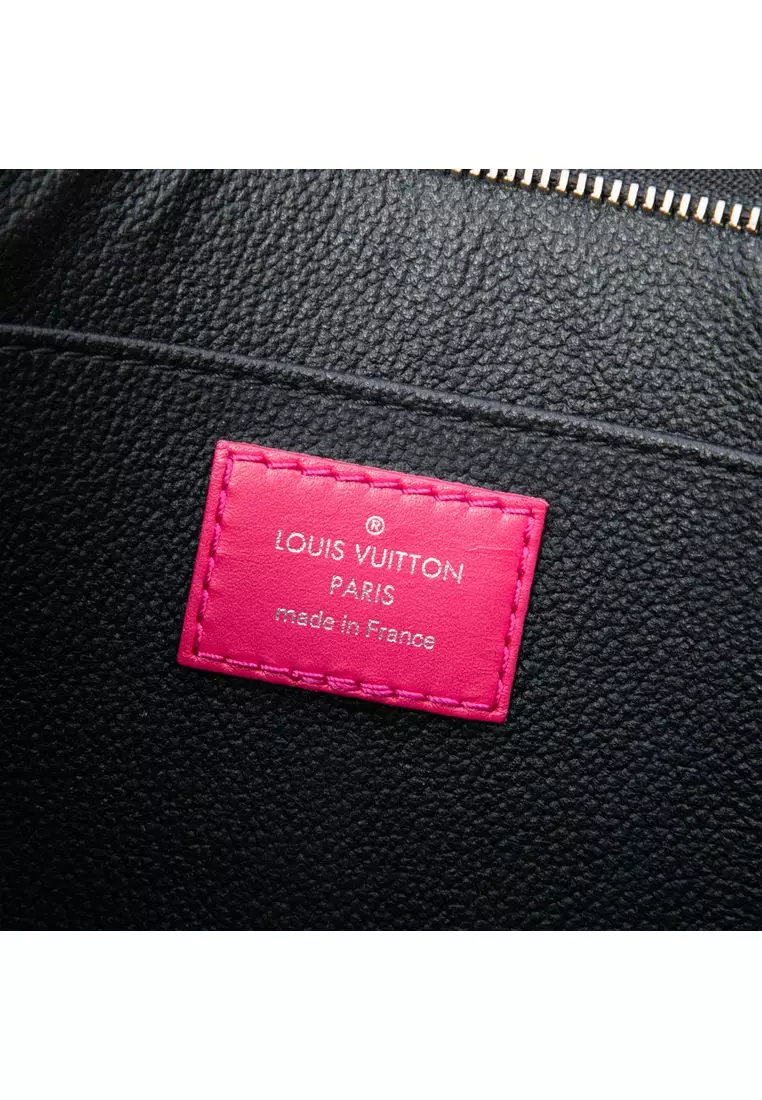 Pre-Loved Louis Vuitton Epi Toiletry Pouch 26