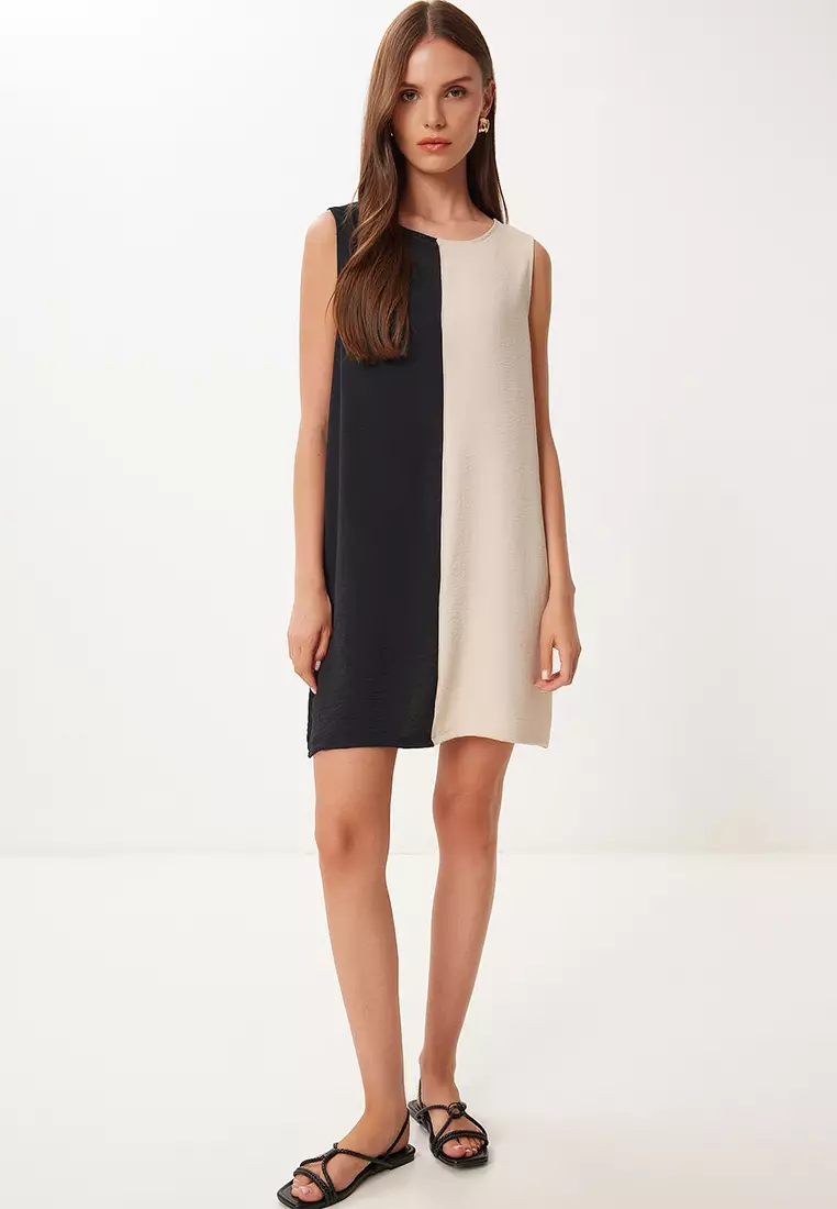 Women's Black Cream Contrast Color Mini Woven Dress Iy00001