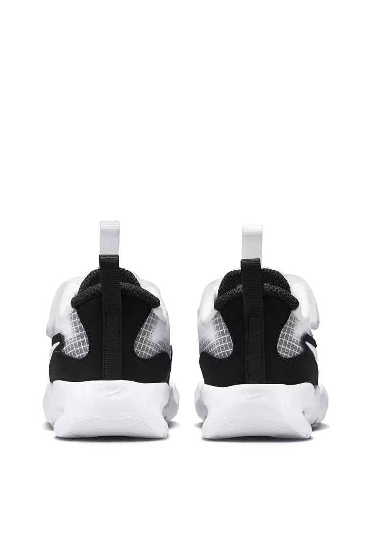 Air Max Nova Shoes