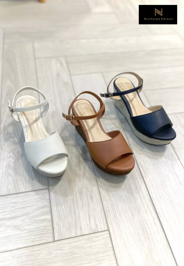 Wedge Zoey Brown