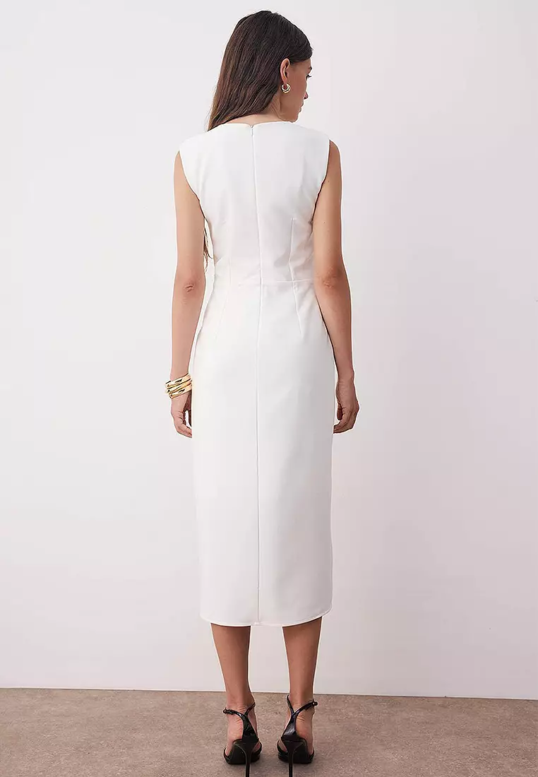 Sleeveless V-Neck Pocket Midi Dress