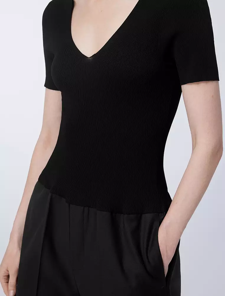 简约修身连体衣