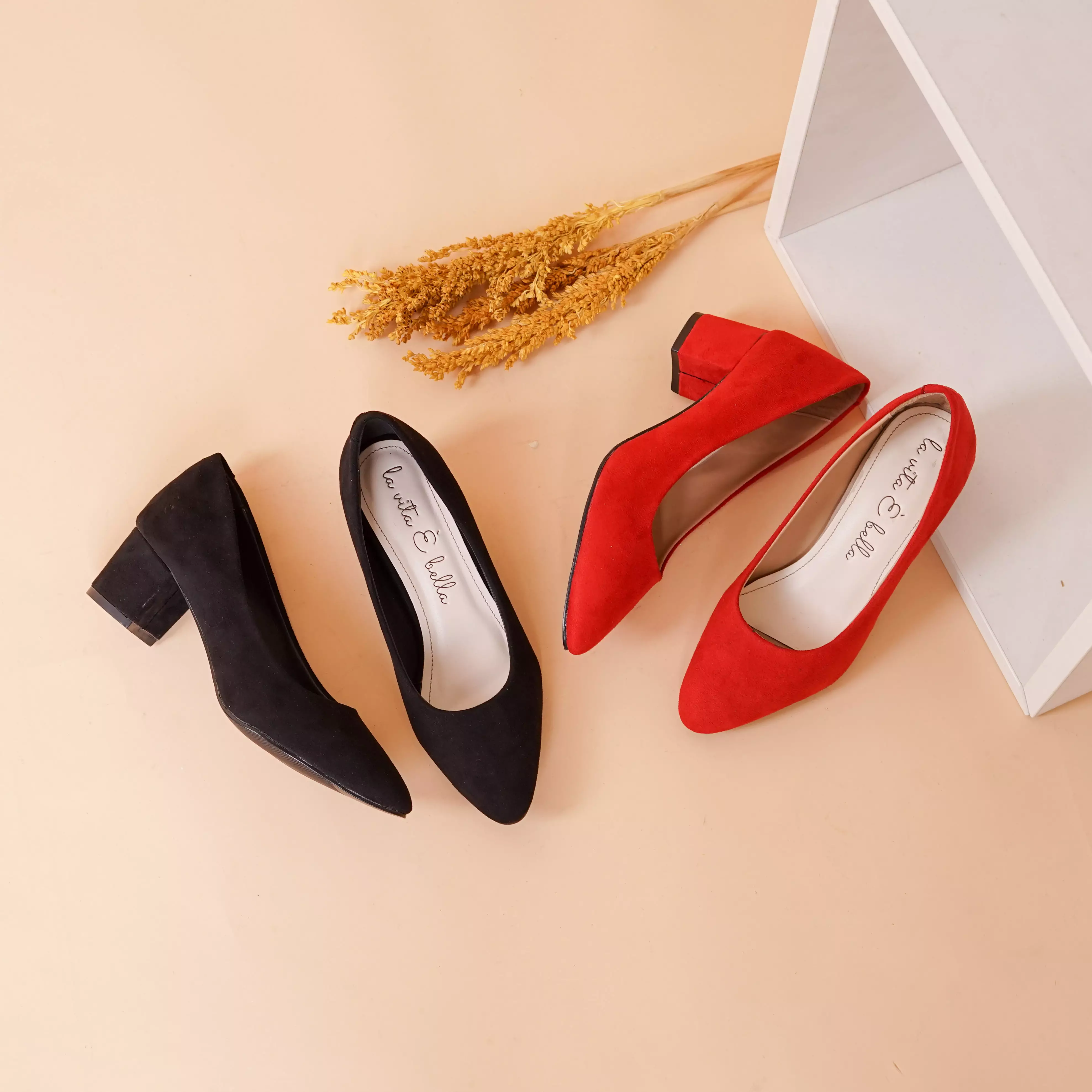 Blanche Pointed Toe Pumps Sepatu Block Heels Wanita