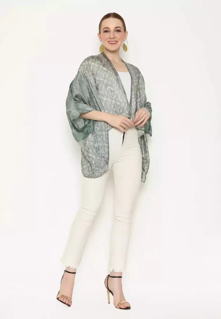 Rinjanie Batik - Bolero Kotak Greentea - Batik Tuntrum Parang Mix Ciprat - Outer Batik Wanita - Atasan Batik Wanita - Outer Batik Kekinian - Batik Cap - BKMR - GT