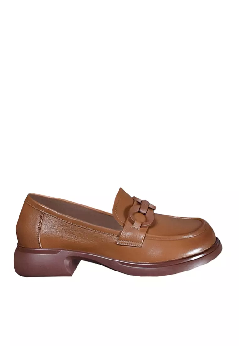 Discount on Twenty Eight Shoes  shoes - SKU: VANSA Fashionable Round Buckle Loafers VSW-F91072325