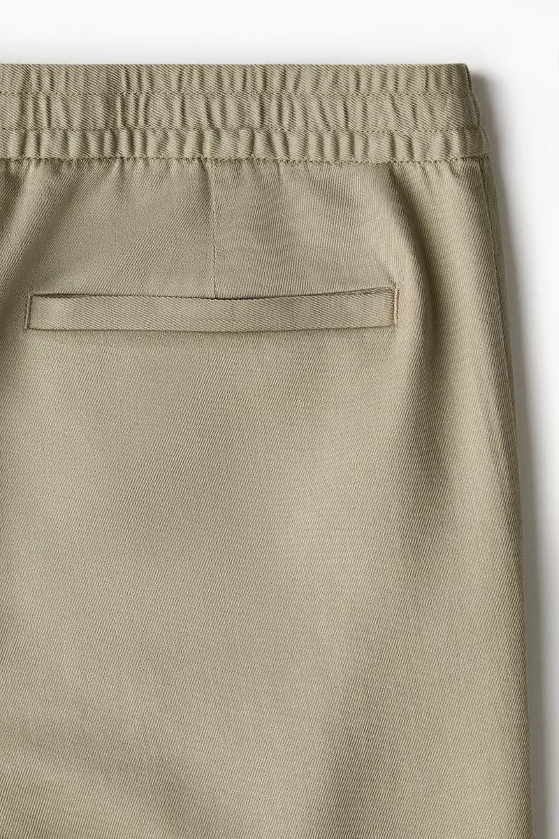 Relaxed Fit Linen-blend shorts