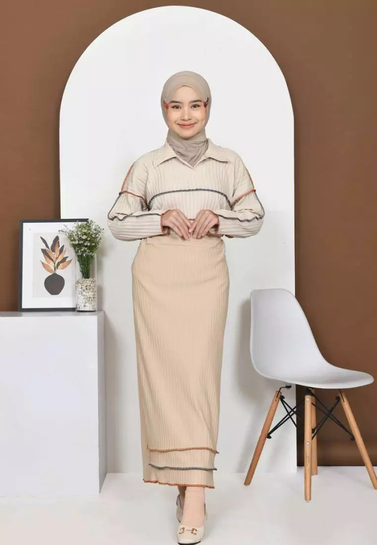 Alma Playfull Knit Skirt - Oat M18354 R24S4