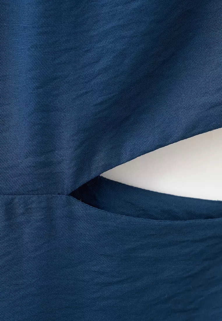 Crinkled-Effect Dress With Cut-Out