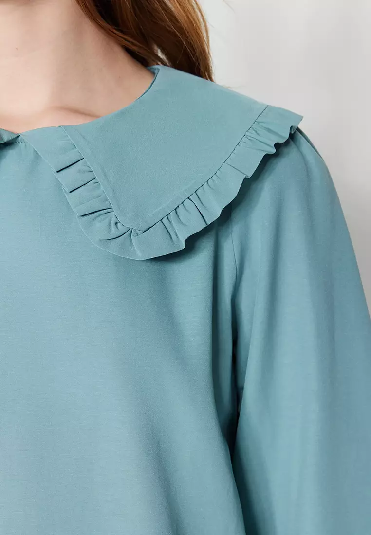 MODEST Babydoll Collar Slit Tunic Top