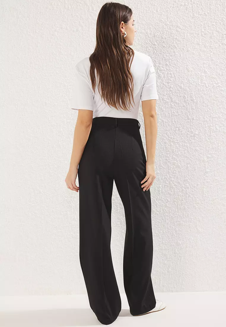 Black*001 Limited Edition Straight/Straight Cut Pleated Woven Fabric Trousers TWOAW23PL00401