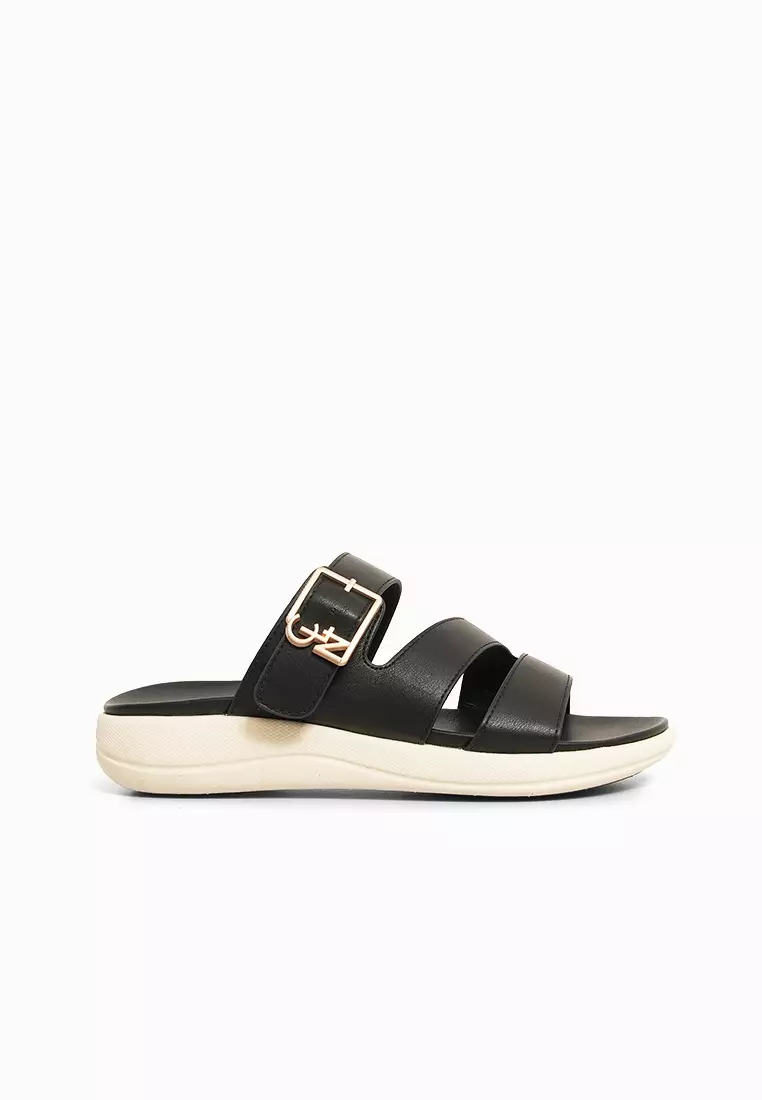 Discount on CLN  shoes - SKU: Reef Wedge Slides