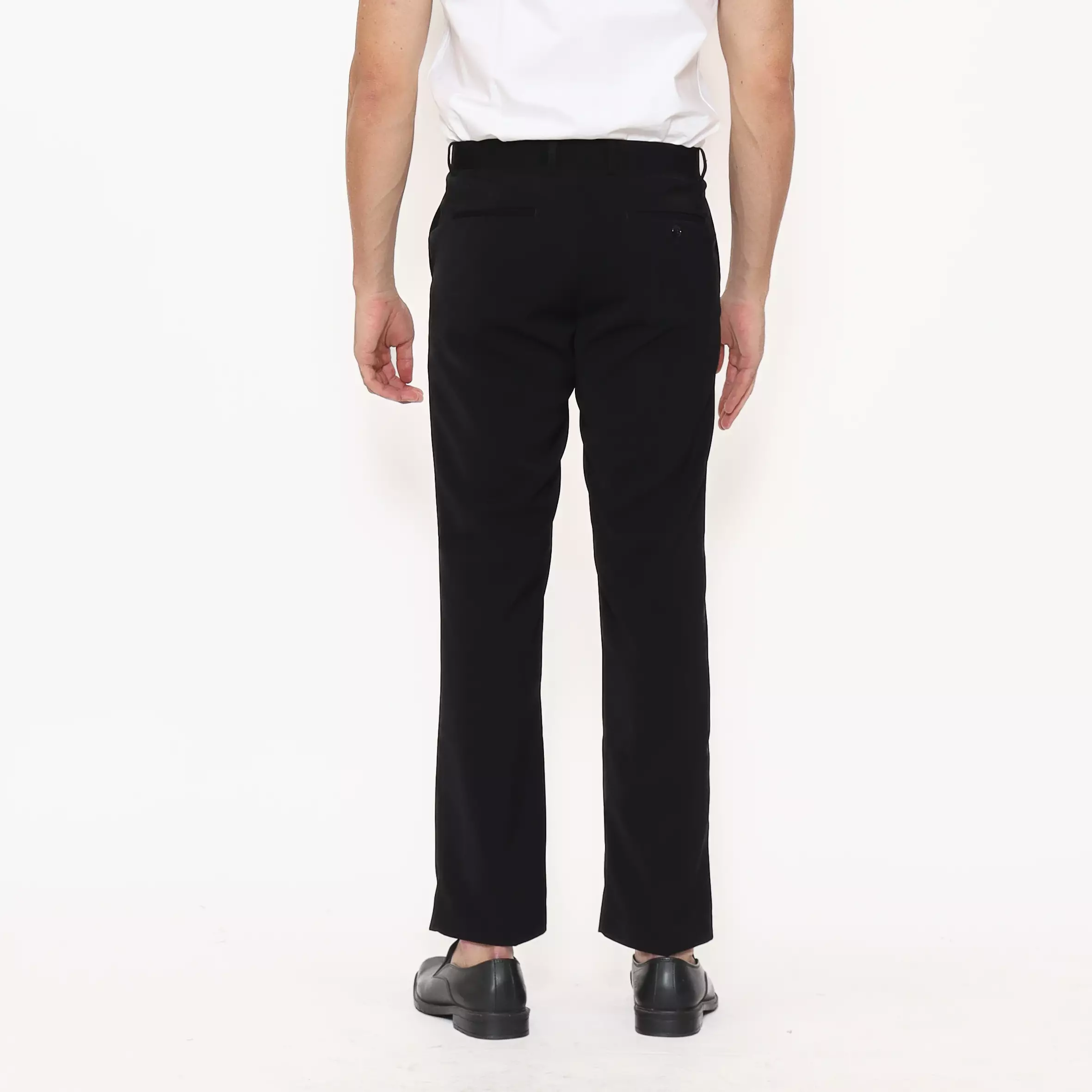 Lawell Celana Panjang Pria Formal LUTHER Regular Fit | Jet Black | Polyester Premium Polos