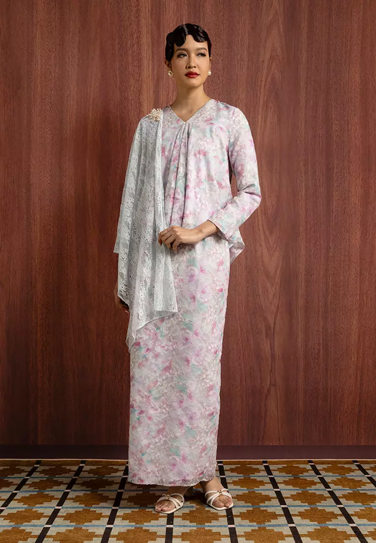 ARINA KEBAYA SET WITH SHAWL