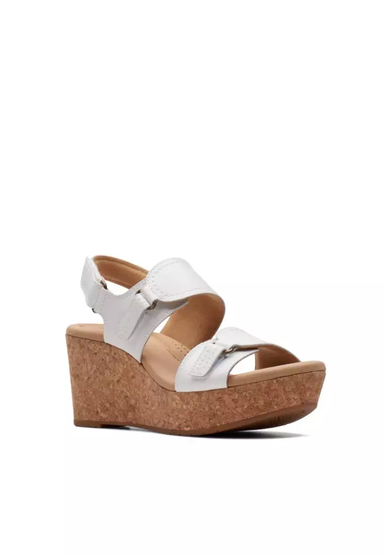 White on sale leather wedge