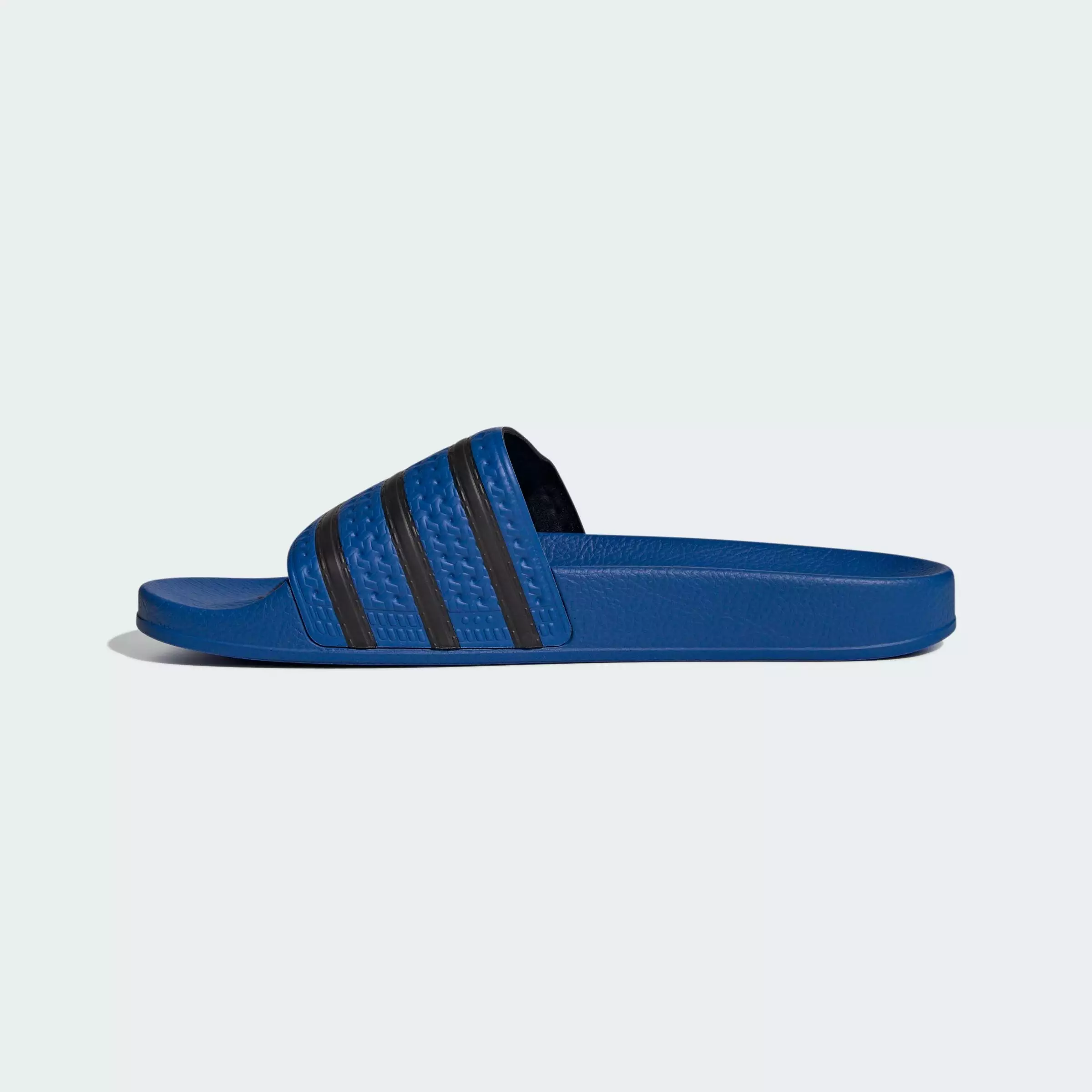 Lifestyle Adilette Slides Men Blue JR3620