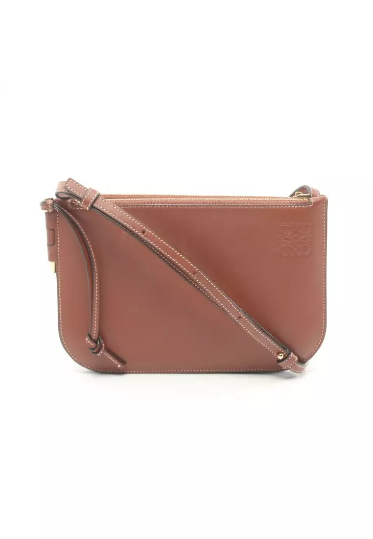 Buy LOEWE Preloved LOEWE GATE DOUBLE ZIP POUCH Gate double zip Pouch