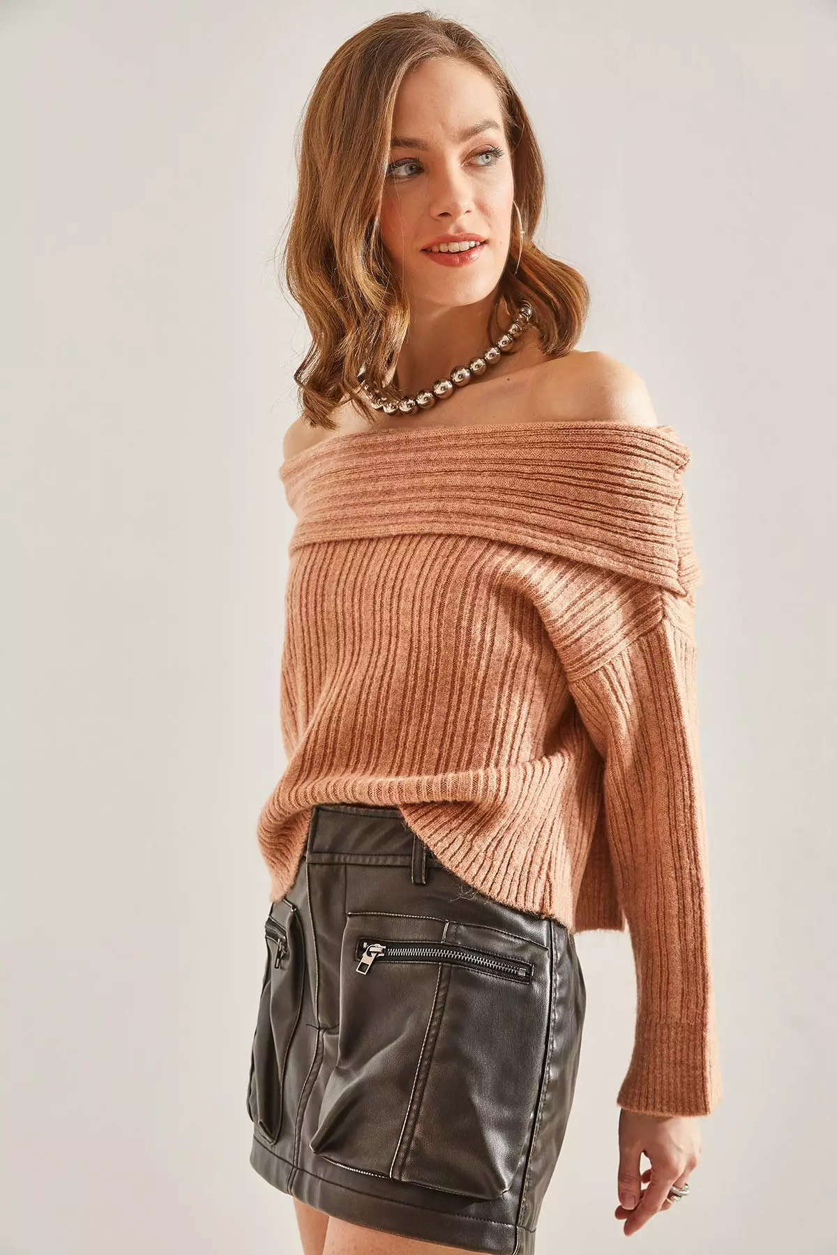 Women's Ruffle Collar Sweater