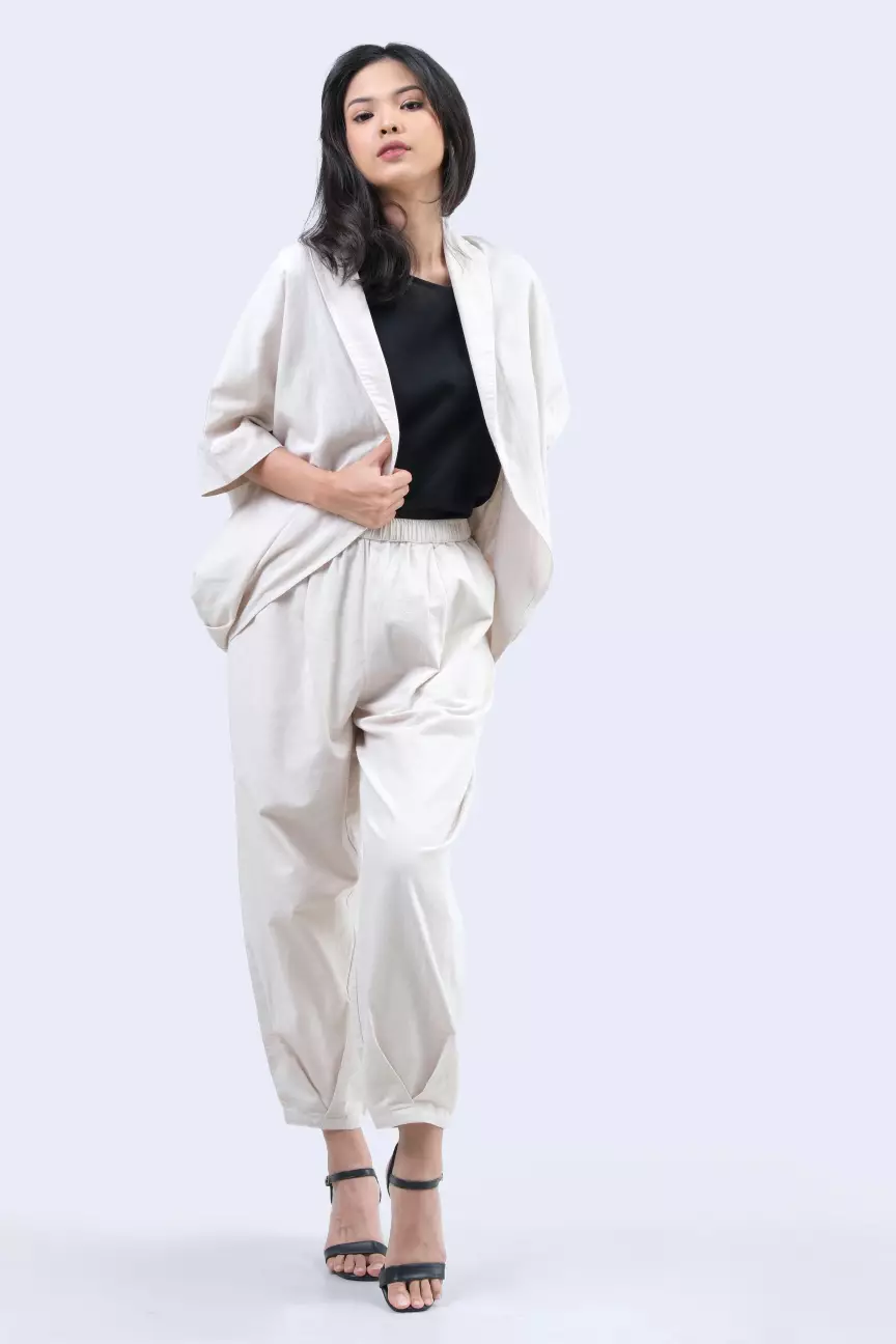 Outer Wanita Shylla Cream