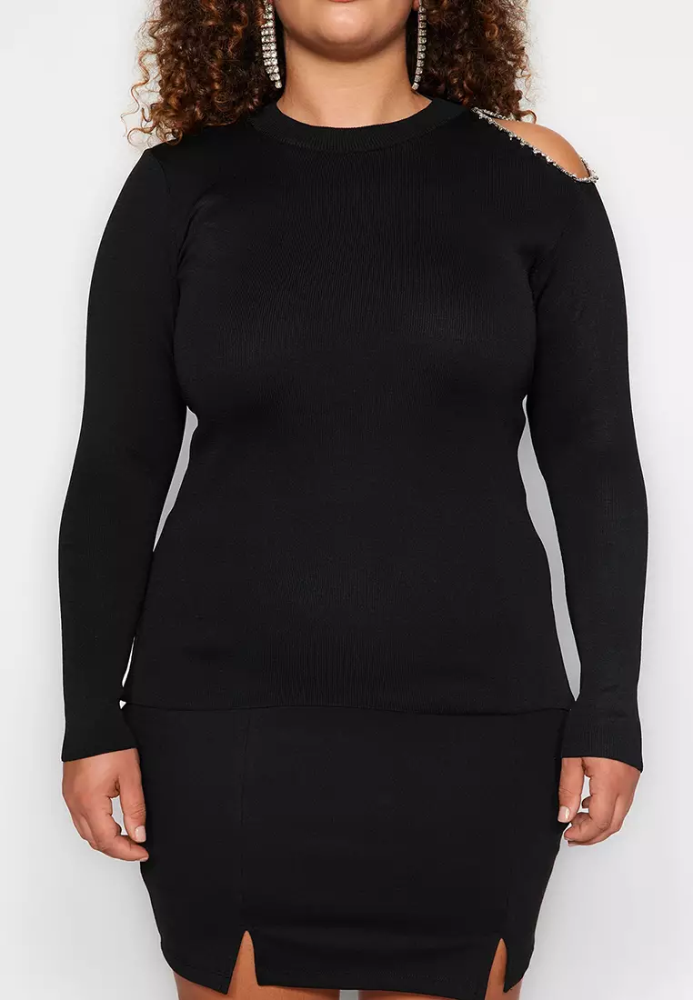 Plus Size Shoulder Detail Knit Top