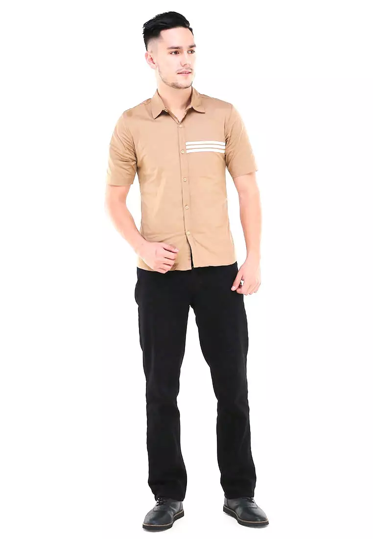 Dwan Atasan Kemeja Pria Three Lines Slim Fit Casual Shortsleeve Shirt Material Cotton ORIGINAL - Khaki