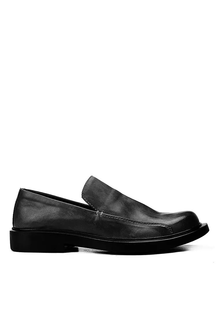 Discount on Twenty Eight Shoes  shoes - SKU: VANSA Top Layer Cowhide Buckle Slip-on Loafer  VSM-C2945