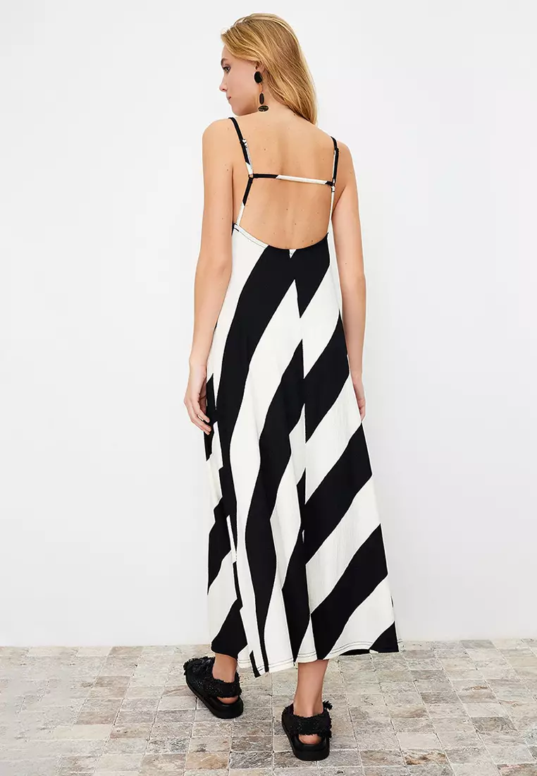 Black Printed Adjustable Straps A-Line Crepe/Textured Knit Maxi Dress TWOSS24EL00060