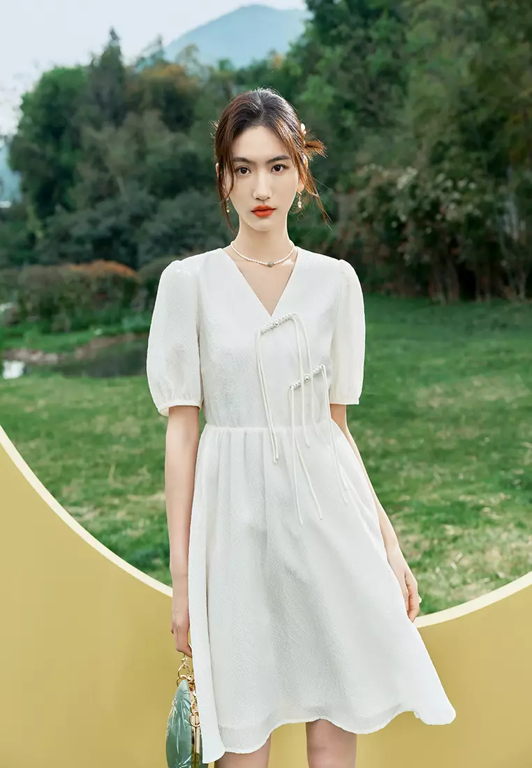 Puff Sleeve V-Neck Bridesmaid Dress with Stitching Artwork