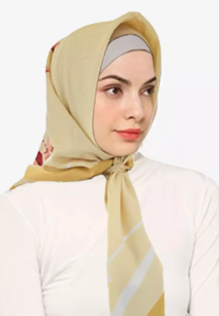 Fiona Flora Print Square Voile Scarf Hijab Wanita Segi Empat Butter Yellow