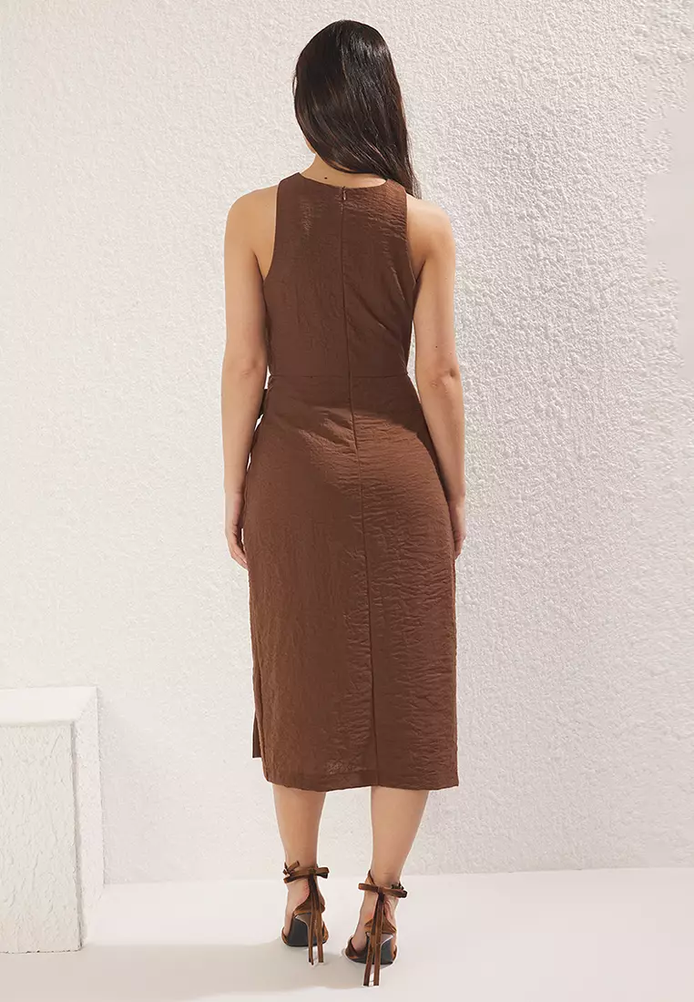 Brown Plain Tie Detail Midi Weaving Dress TWOSS25EL00777